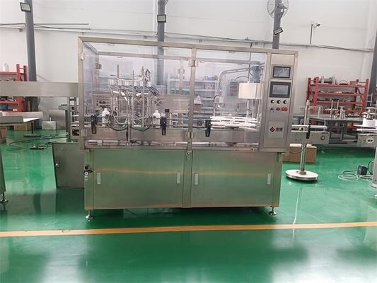 Goede prijs. Grote volume parenterale (LVP) oplossingen Productiesysteem Hoge snelheid Steriele vullen voor IV flessen 500 ml online