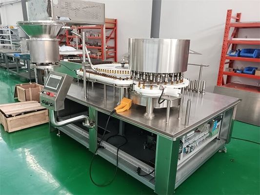 Automatische vul- en bekledingsmachine voor farmaceutische vloeibare en poederproducten
